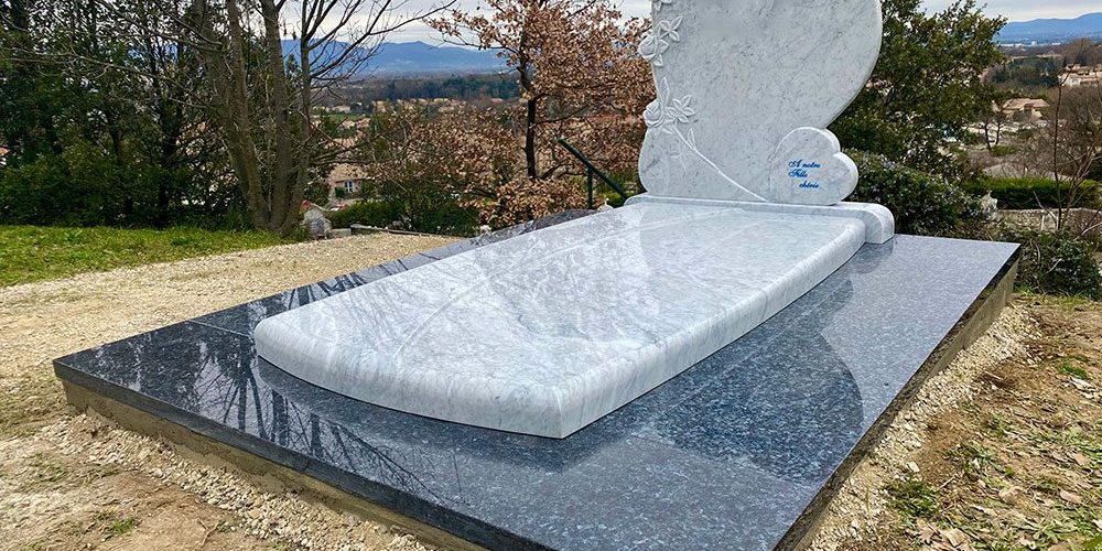 Choisir un monument funéraire
